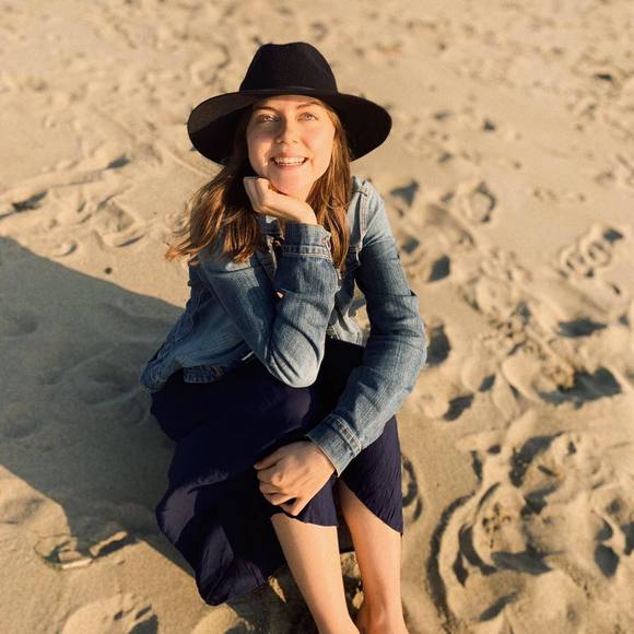 Meet your Posher, Haley - Picture 1 of 1